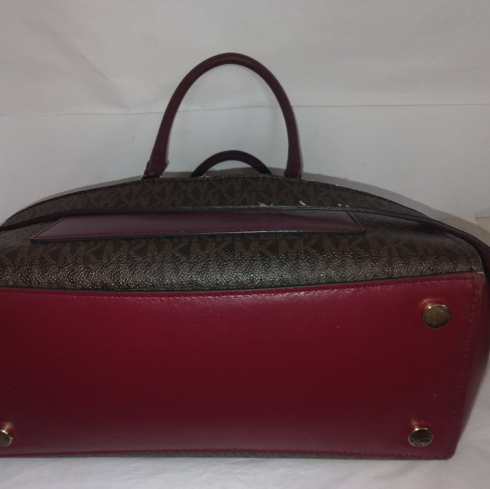 Michael Kors monogram satchel bag - Picture 13 of 16